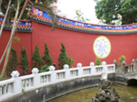 Historic attractions around the Taipei Confucius Temple