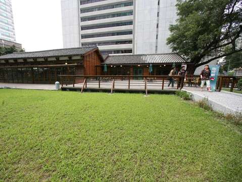 揽翠之旅懒人包：柯P与原生动物、绿色小径的对话