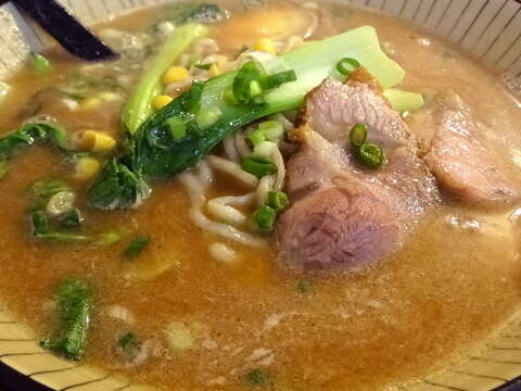 台北の自然 – 茶の香りのする古道を気ままに歩く